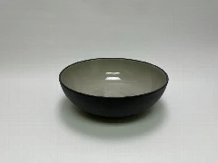 黑瓷大碗
